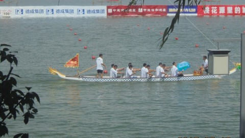 标题：十五运龙舟预赛直通大湾区 24队仙桃争9月决赛门票